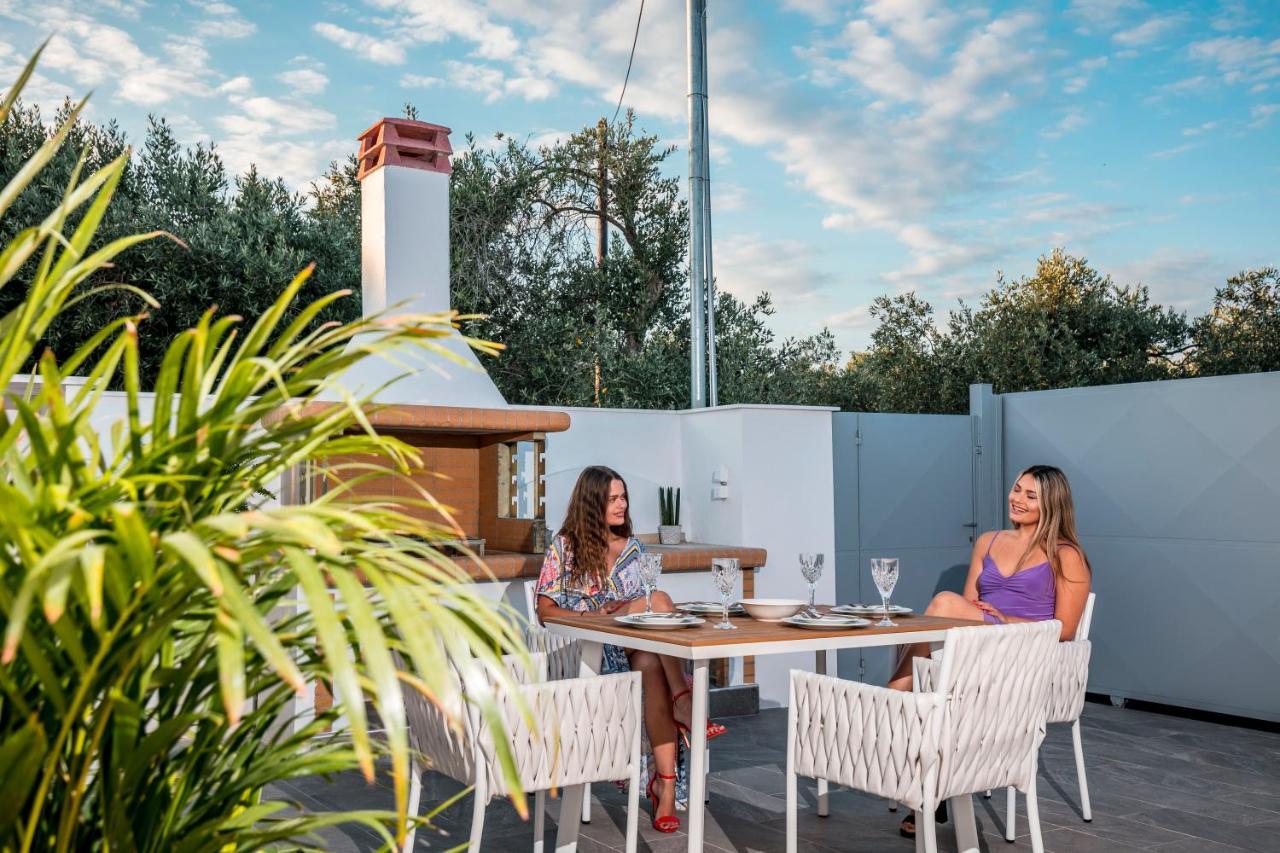 Jacuzzi Deluxe Villa Skala Sotiros Exteriér fotografie